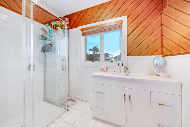 Photo of property in 27 Walters Road, Takanini, 2112