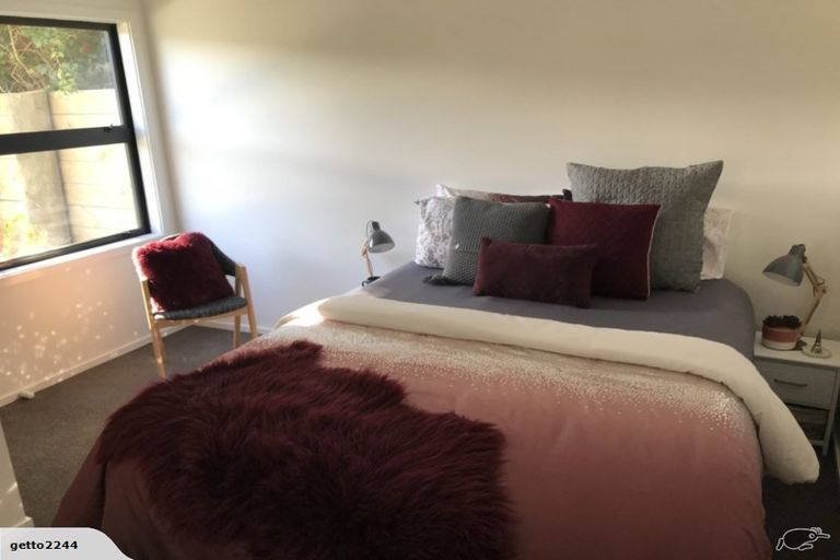 Photo of property in 18b Ranui Terrace, Tawa, Wellington, 5028