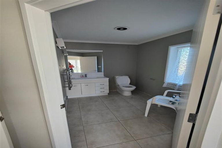 Photo of property in 14a Basley Road, Owhata, Rotorua, 3010