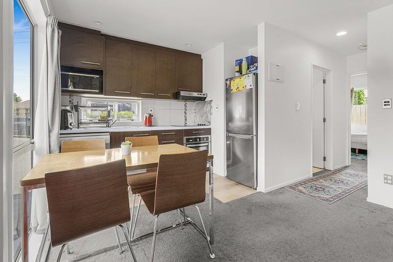 Photo of property in 16a Dowding Street, Melville, Hamilton, 3206