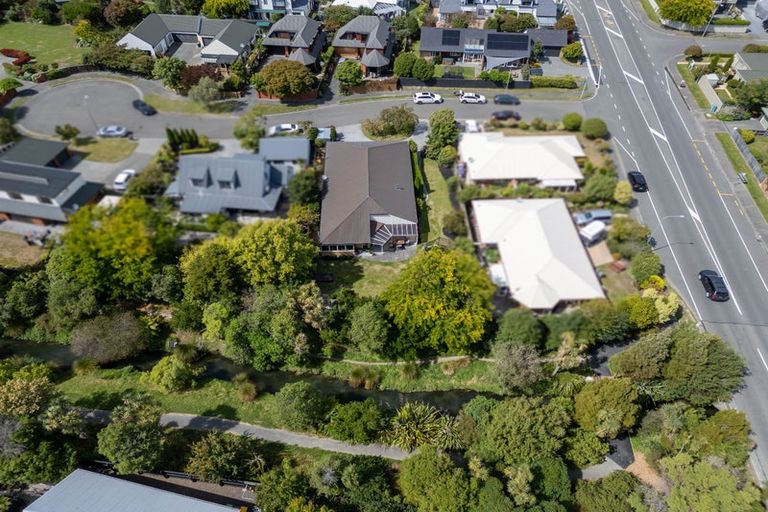 Photo of property in 3 Hamish Place, Westmorland, Christchurch, 8025