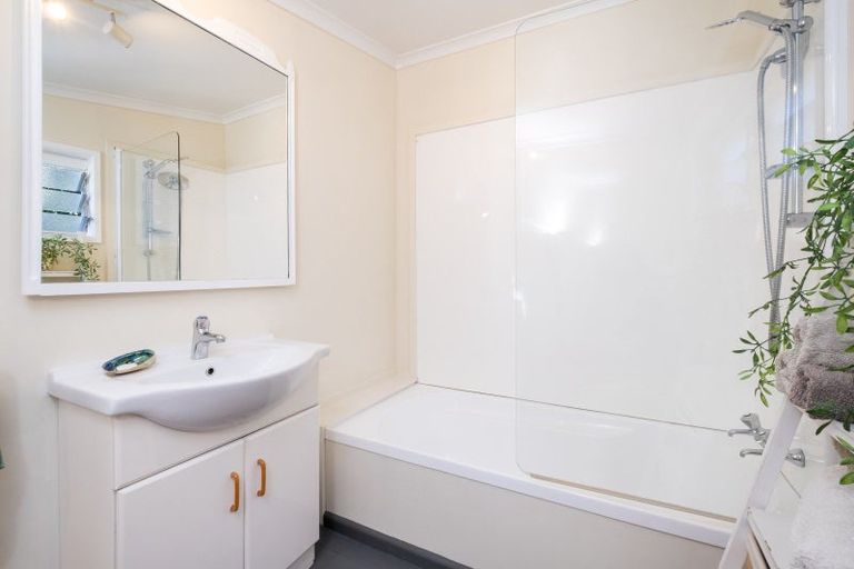 Photo of property in 7 Grove Road, Haumoana, 4102