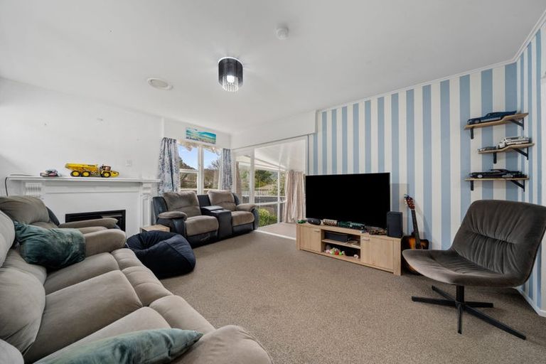 Photo of property in 62 Karaka Street, Wainuiomata, Lower Hutt, 5014