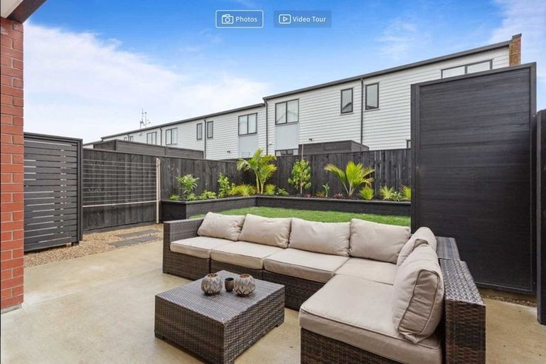 Photo of property in 60 Mapou Road, Hobsonville, Auckland, 0616