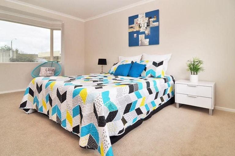 Photo of property in 2/31 Watson Place, Papatoetoe, Auckland, 2025