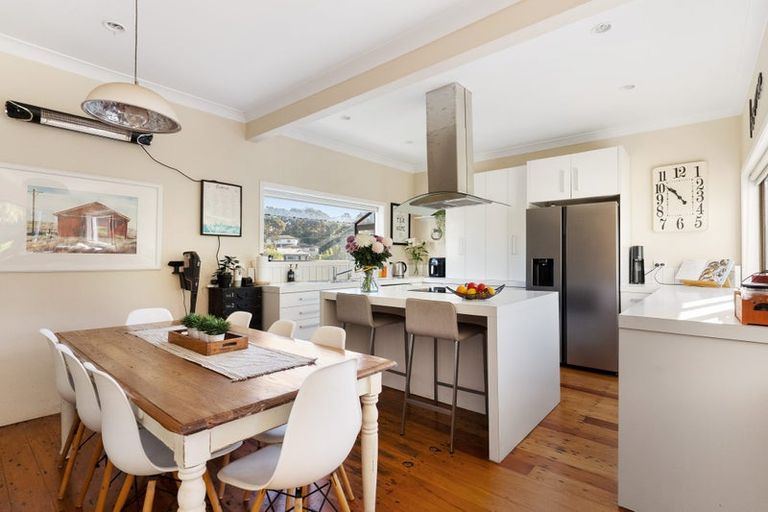 Photo of property in 185a Greenhithe Road, Greenhithe, Auckland, 0632