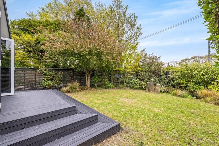 Photo of property in 35 Kirkwood Avenue, Upper Riccarton, Christchurch, 8041