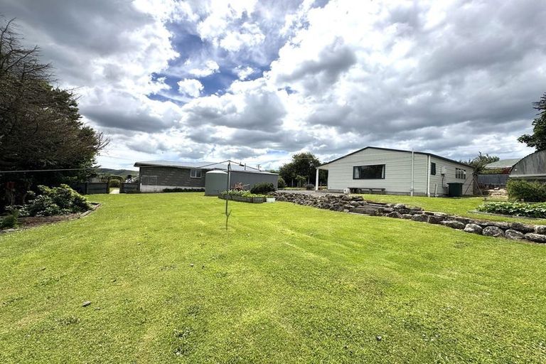Photo of property in 5 Keatoa Terrace, Owaka, 9535