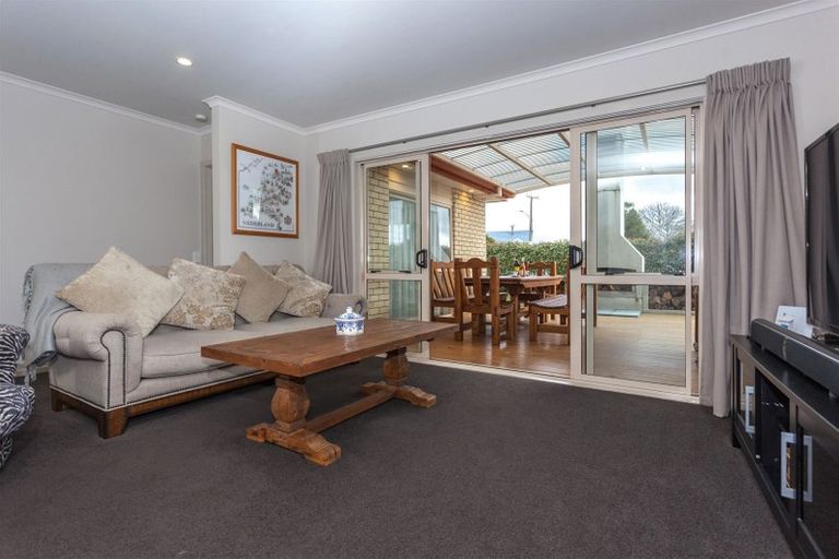 Photo of property in 2 Cobham Lane, Whitianga, 3510