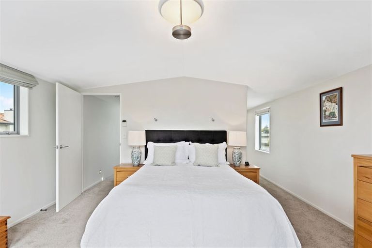 Photo of property in 4 Lime Tree Lane, Harewood, Christchurch, 8051