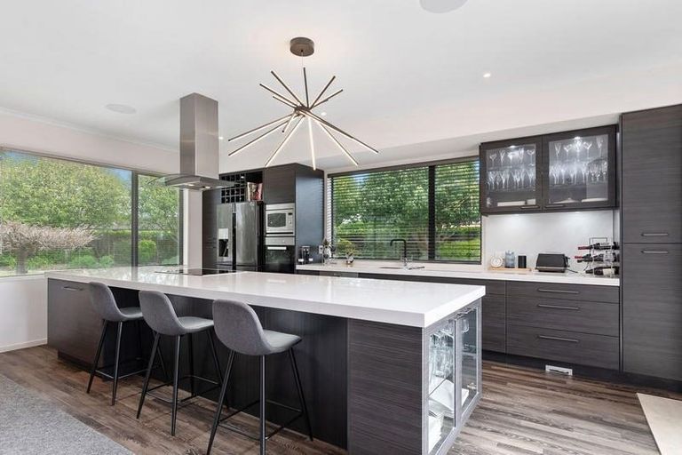 Photo of property in 6 Jason Place, Pyes Pa, Tauranga, 3112