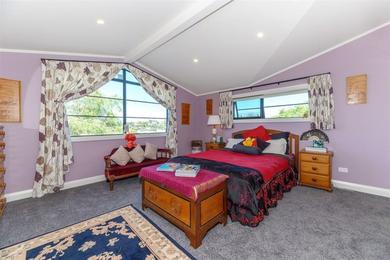 Photo of property in 19 Dudding Avenue, Northcote, Auckland, 0627
