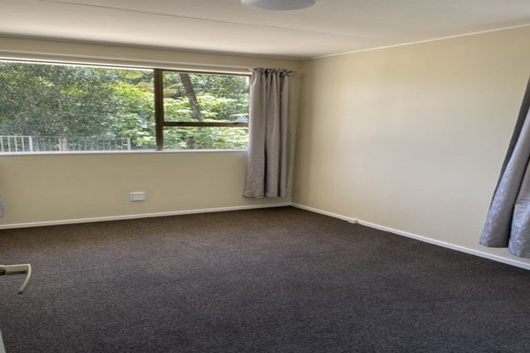 Photo of property in 105b Kamahi Street, Stokes Valley, Lower Hutt, 5019