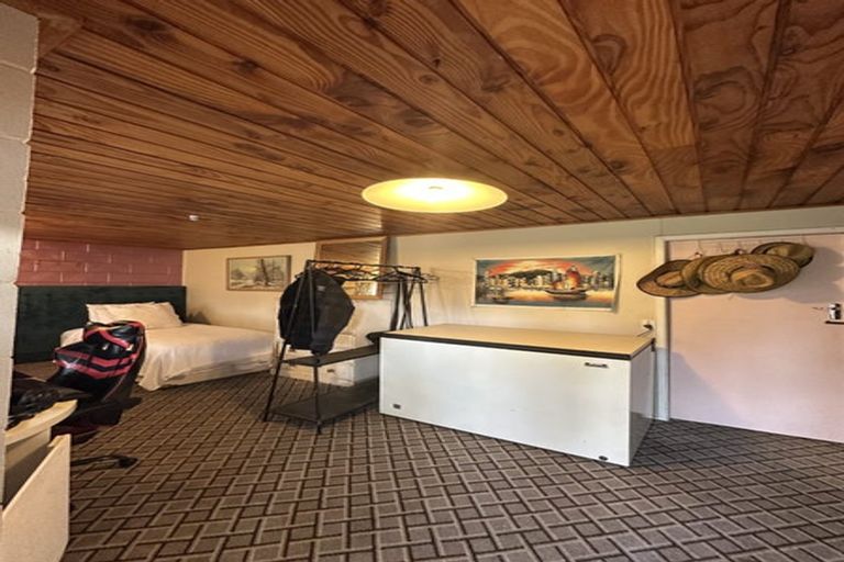 Photo of property in 16 Clematis Avenue, Pukete, Hamilton, 3200