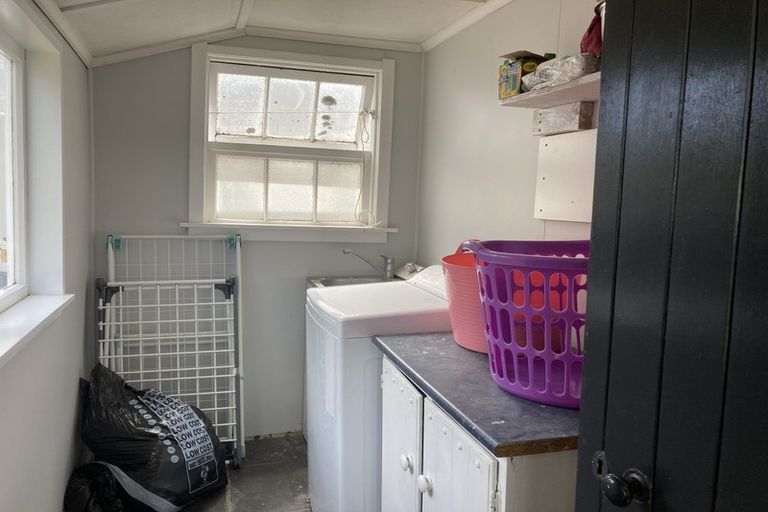 Photo of property in 3 Kelvin Street, Aramoho, Whanganui, 4500