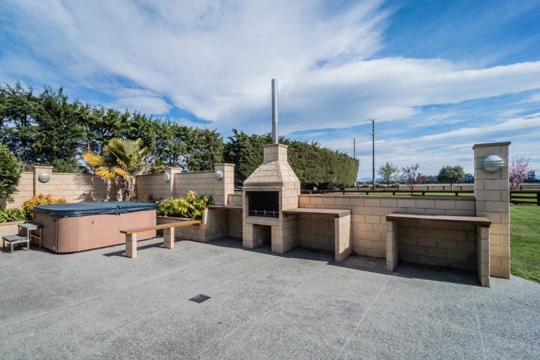 Photo of property in 614 Seadown Road, Seadown, Timaru, 7973