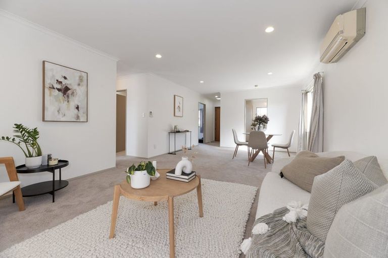 Photo of property in Waimanu Bay Village, 32/1 Piriti Drive, Te Atatu Peninsula, Auckland, 0610
