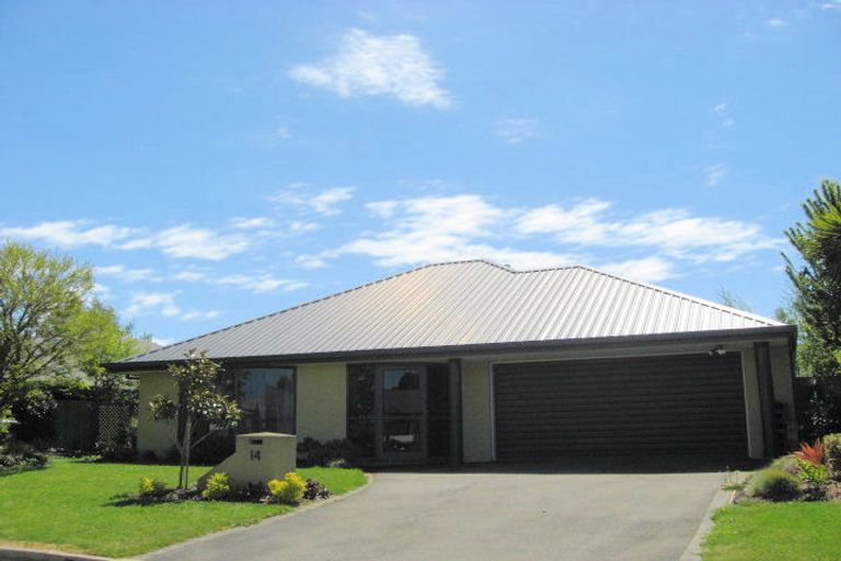 Photo of property in 14 Thornley Place, Woodend, 7610