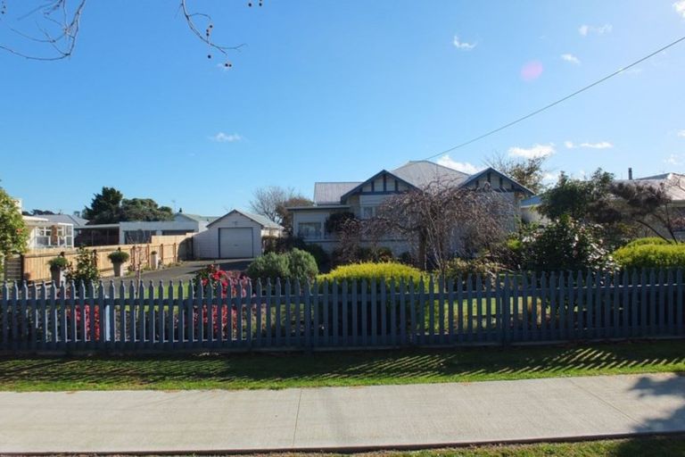 Photo of property in 27 Park Street, Foxton, 4814