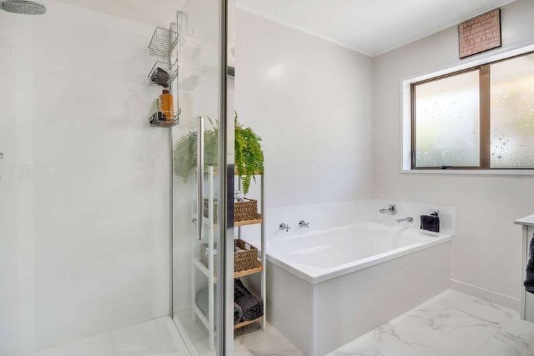 Photo of property in 128 Sparks Road, Hoon Hay, Christchurch, 8025