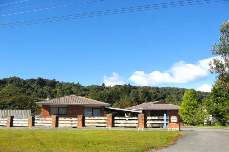 Photo of property in 273 Marsden Road, Greymouth, 7805
