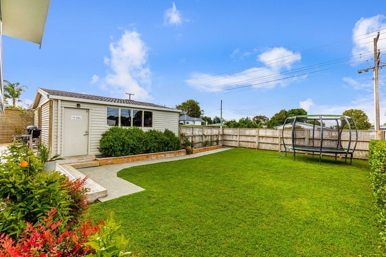 Photo of property in 103a Wharf Road, Te Atatu Peninsula, Auckland, 0610