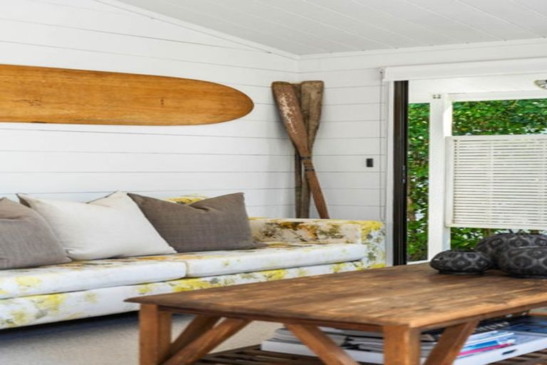 Photo of property in 12a Mcliver Place, Pauanui, Hikuai, 3579