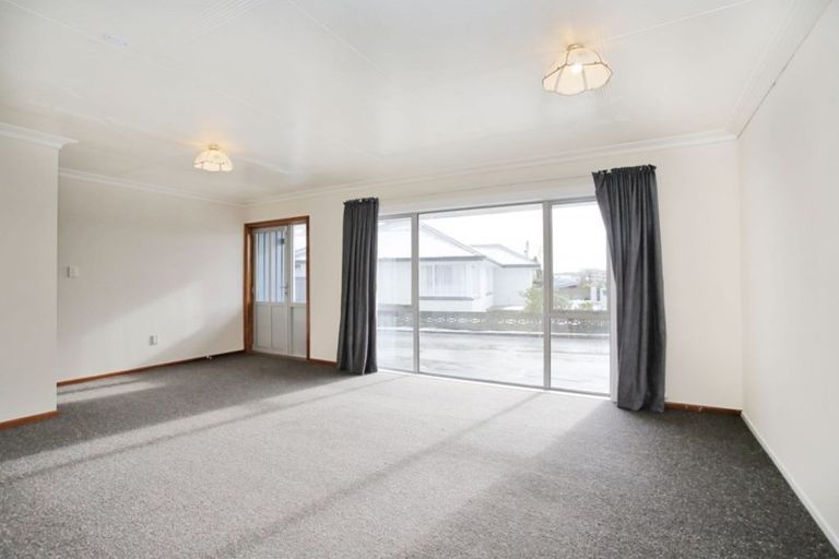Photo of property in 17 Wye Street, Newfield, Invercargill, 9812