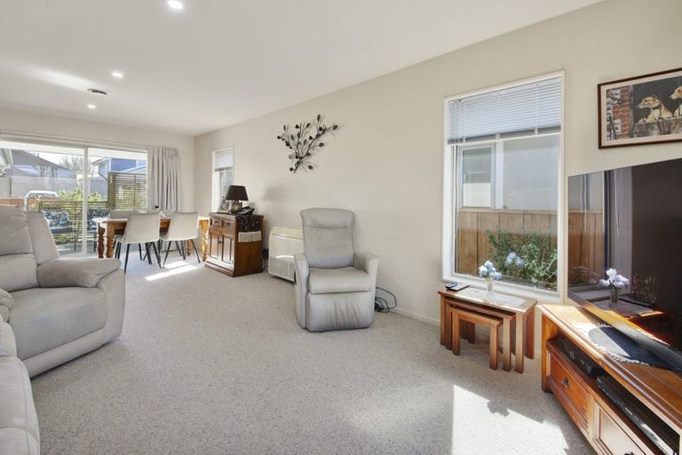 Photo of property in 84 Pegasus Boulevard, Pegasus, 7612