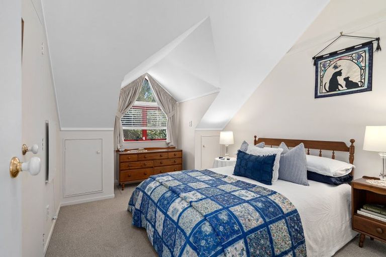 Photo of property in 1 Longfellow Street, Leamington, Cambridge, 3432