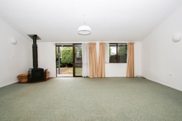 Photo of property in 50 Shakespeare Street, Leamington, Cambridge, 3432