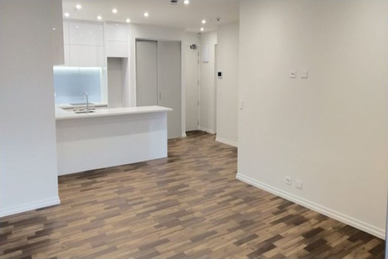 Photo of property in 9/46 Wellington Street, Howick, Auckland, 2014