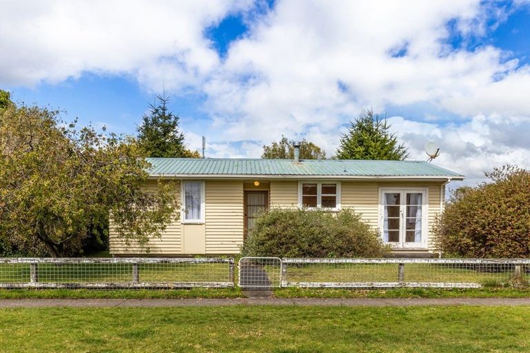 Photo of property in 41 Te Rangitautahanga Road, Turangi, 3334