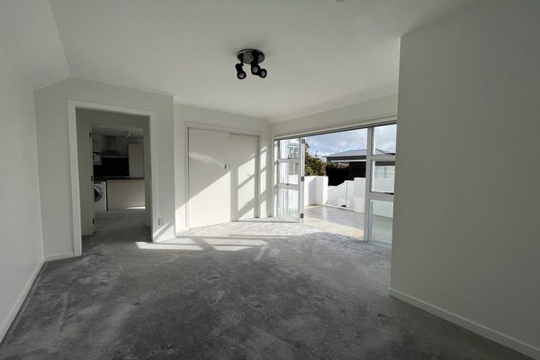 Photo of property in 274 Lake Road, Hauraki, Auckland, 0622