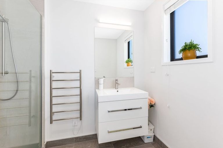 Photo of property in 25 Holystone Road, Whitby, Porirua, 5024