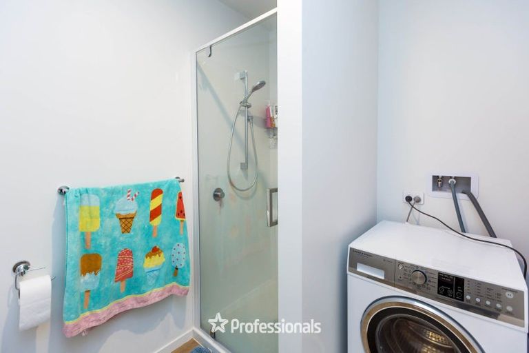 Photo of property in 2a Gibbons Street, Upper Hutt Central, Upper Hutt, 5018