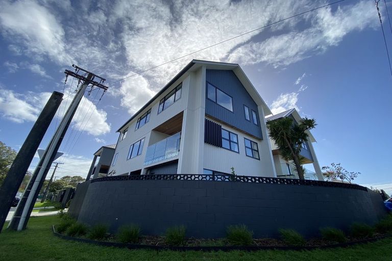 Photo of property in 44a Merani Street, Belmont, Auckland, 0622