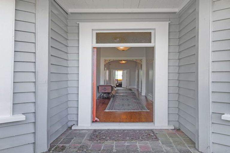 Photo of property in 57 Garfield Road, Helensville, 0800