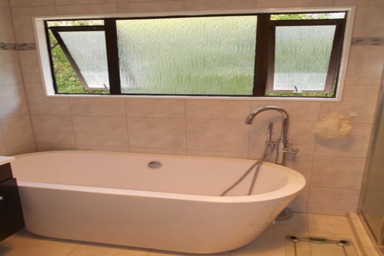 Photo of property in 380 Evans Bay Parade, Hataitai, Wellington, 6021