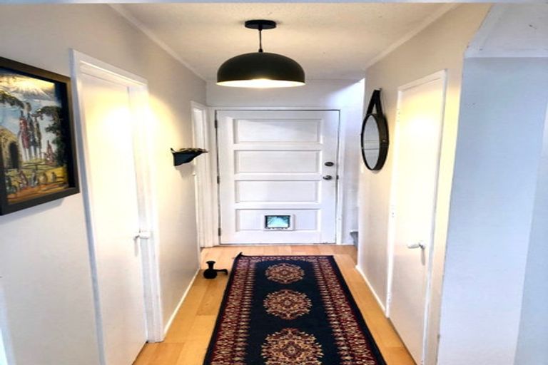 Photo of property in 1/21 Mahara Avenue, Birkenhead, Auckland, 0626