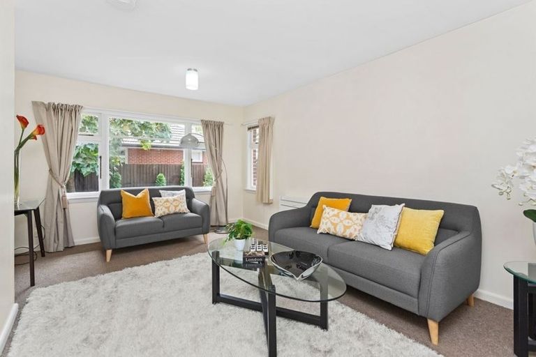 Photo of property in 110 Kendal Avenue, Burnside, Christchurch, 8053