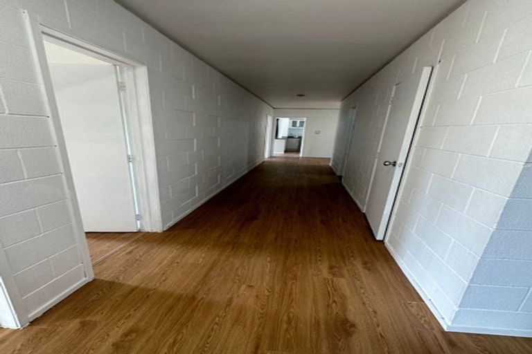 Photo of property in 13 Park Estate Road, Rosehill, Papakura, 2113