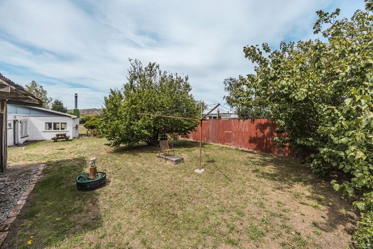 Photo of property in 103 Bledisloe Street, Kurow, 9435