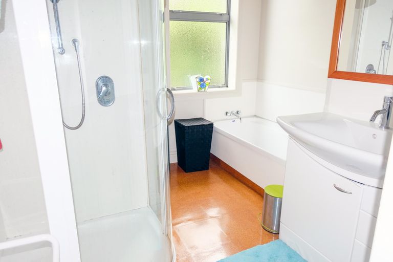 Photo of property in 4 Wharfe Street, South Hill, Oamaru, 9400