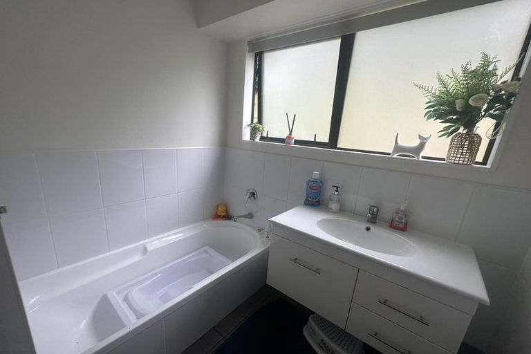 Photo of property in 253 Major Drive, Kelson, Lower Hutt, 5010