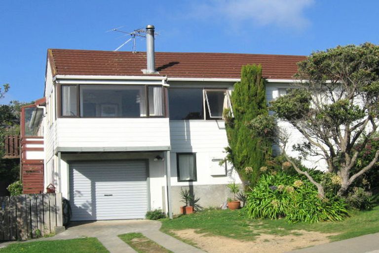 Photo of property in 1/94 Pope Street, Camborne, Porirua, 5026