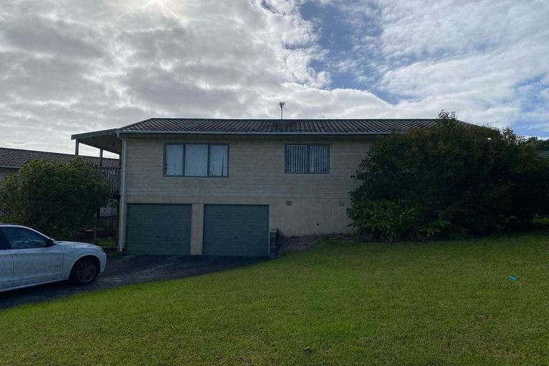 Photo of property in 357 Glenfield Road, Glenfield, Auckland, 0629