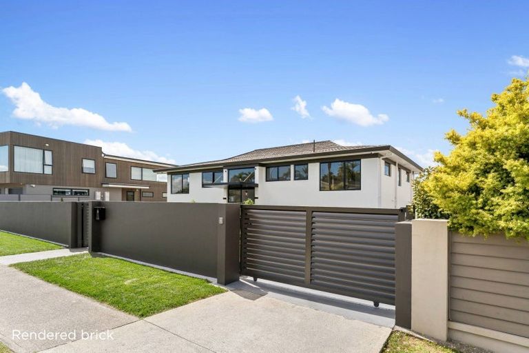 Photo of property in 114 Bramley Drive, Farm Cove, Auckland, 2012