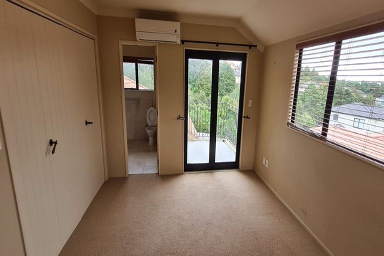 Photo of property in 24 Vireya Court, Goodwood Heights, Auckland, 2105