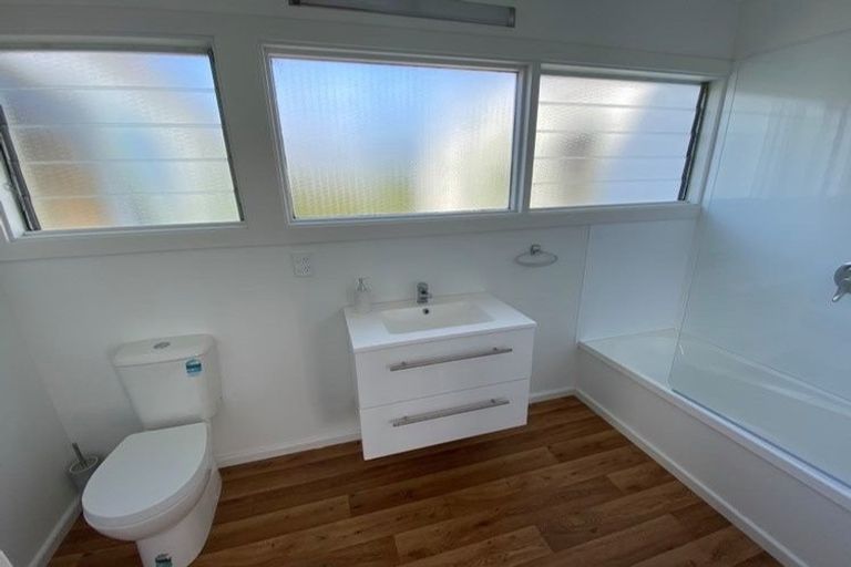 Photo of property in 4 Rimu Street, Waikanae, 5036